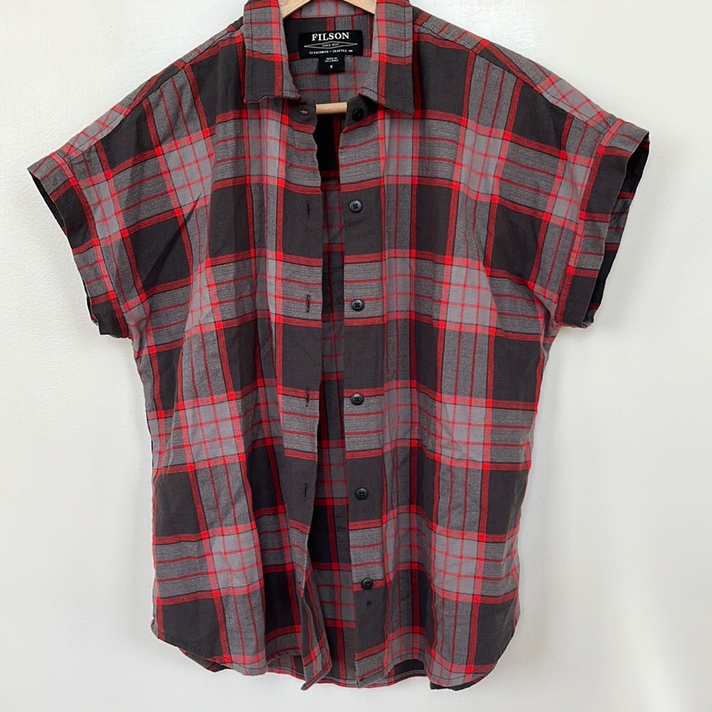 Filson | Oversized short sleeve button down | Red gray plaid | Size S
